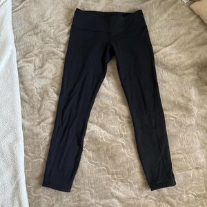 Black Lululemon leggings